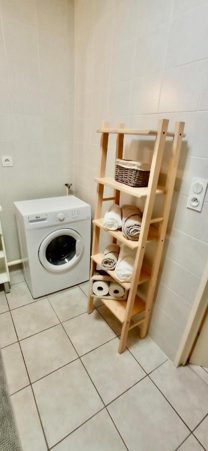 Brit'S Studio Apartment Talange Exterior foto